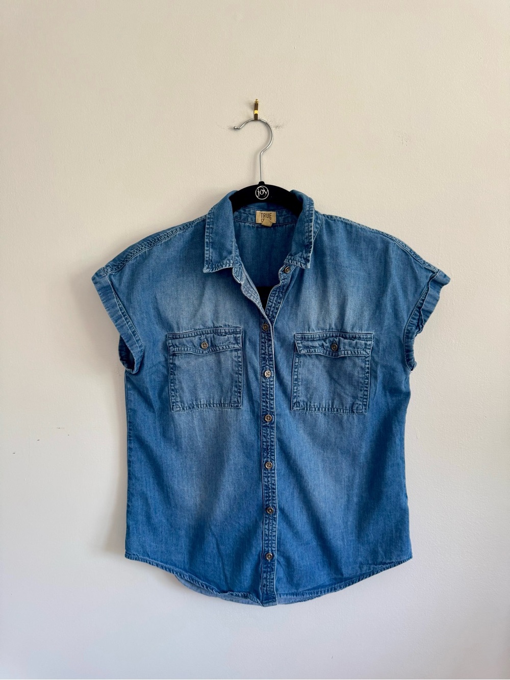 True Craft Denim Button-Front Cap Sleeve Shirt - Blue, Small